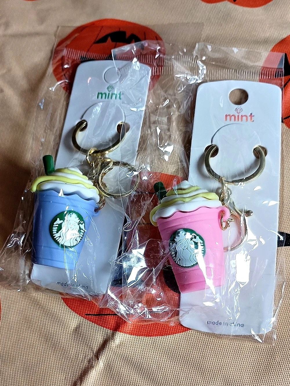 2pc Fashion Ice Coffee Cup Keychain Set Bagcharms - Picture 2 of 7